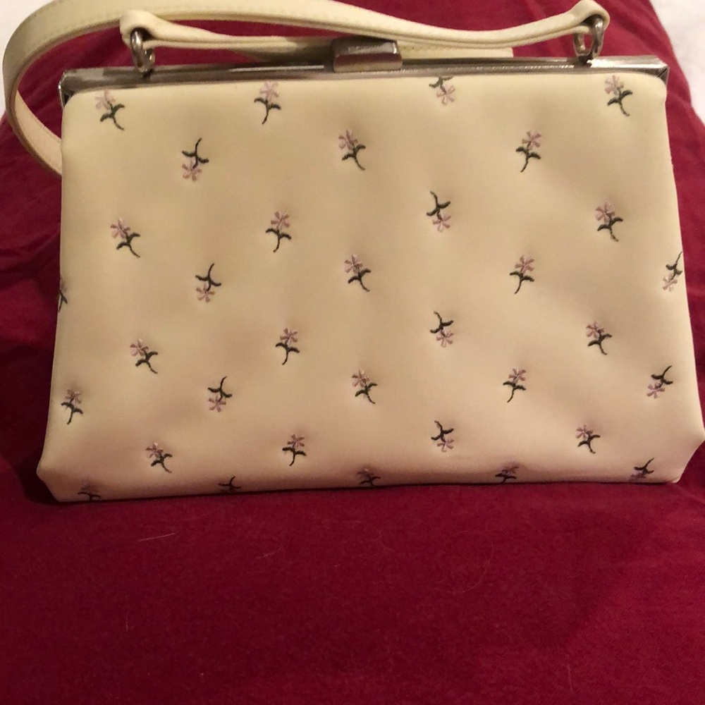 Purse.